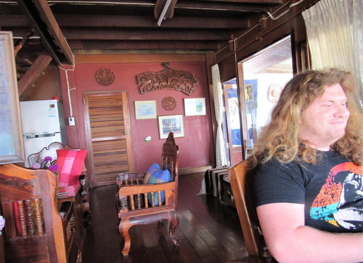 The Sunrise Beach Cafe And Guesthouse บ้านท่าคอย ภายนอก รูปภาพ